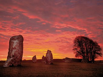 Südenglands Filmkulissen - Steinkreise Avebury