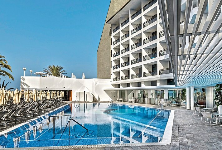 Don Gregory by Dunas