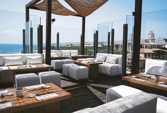 Faro, a Lopesan Collection Hotel - Blue Marlin Ibiza Sky Lounge