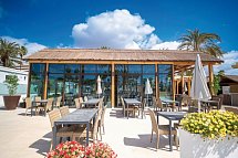 HL Miraflor Suites