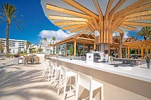 HL Miraflor Suites