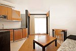 HL Miraflor Suites