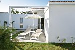 HL Miraflor Suites