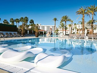 HL Miraflor Suites