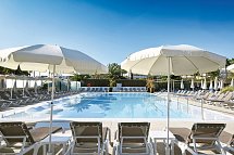 HL Miraflor Suites