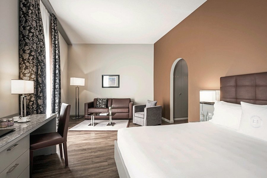 Hotel Belvedere Locarno - Wohnbeispiel Juniorsuite Seeseite (Zimmercodierung JB1)