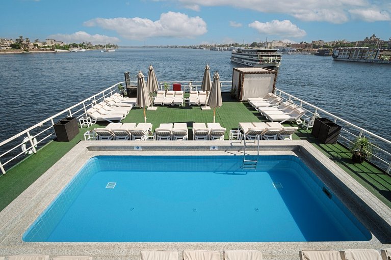 Klassische Nilkreuzfahrt mit MS Nile Symphony - Pool, MS Nile Symphony