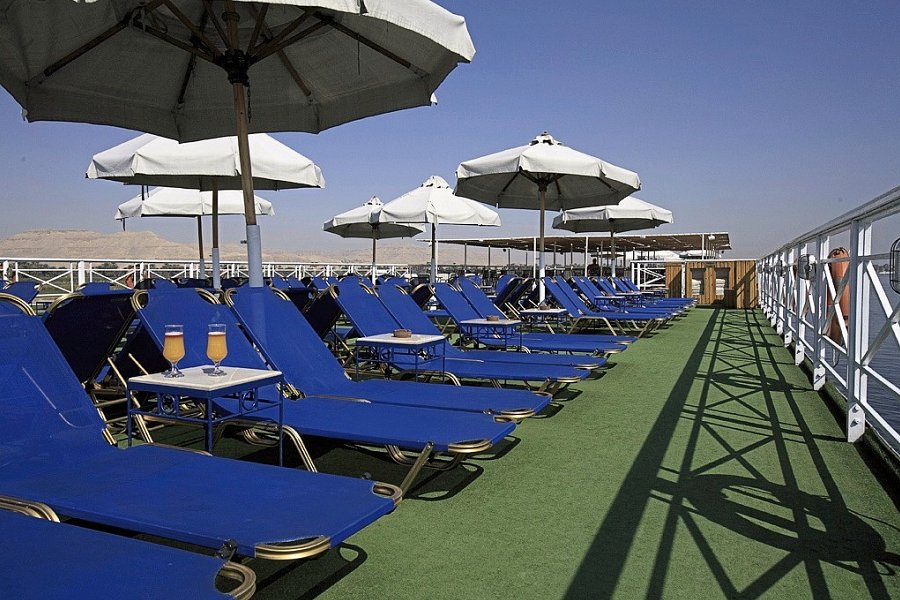 Klassische Nilkreuzfahrt mit Iberotel Crown Emperor - Iberotel Crown Emperor - Sonnendeck