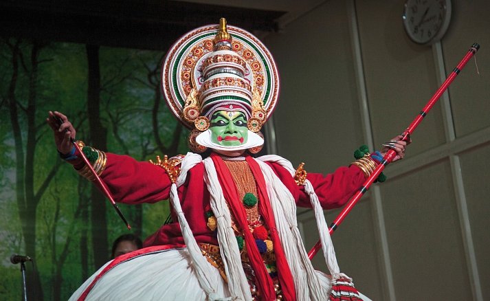 Südindien zum Kennenlernen - Kathakali-Tänzer