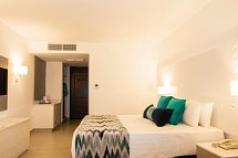 Leopard Beach Resort & Spa - Wohnbeispiel Superior Balcony (Zimmercodierungen USG & UCG)