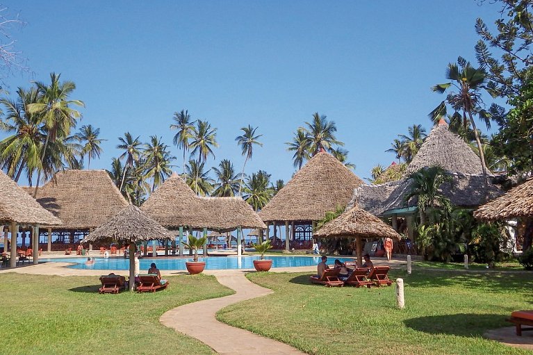 Neptune Paradise Beach Resort & Spa