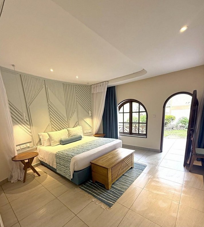 Neptune Paradise Beach Resort & Spa