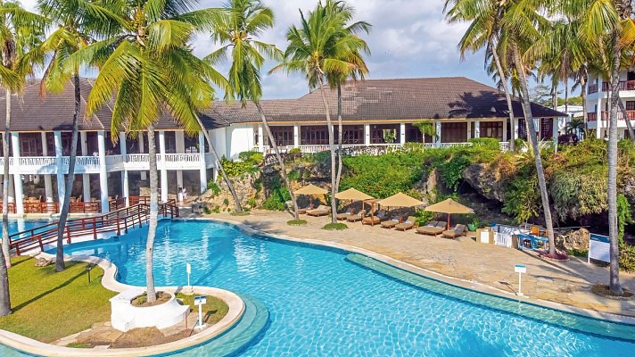 Prideinn Flamingo Beach Resort & Spa