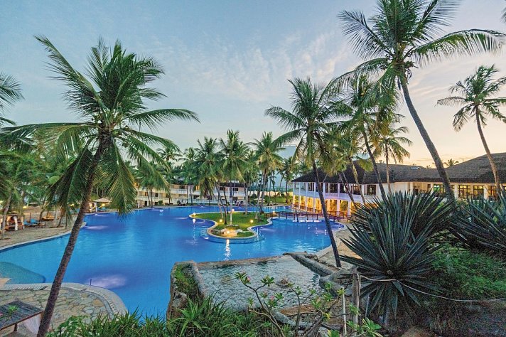 Prideinn Flamingo Beach Resort & Spa