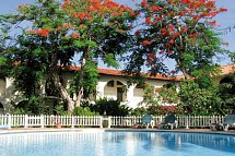 Charela Inn Hotel