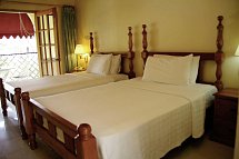 Charela Inn Hotel - Wohnbeispiel Standard Gardenview (Zimmercodierung UGG)