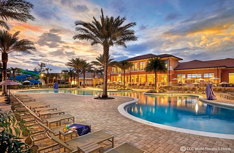 Regal Oaks Resort Vacation Townhomes Apartments