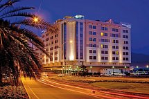 Golden Tulip Muscat