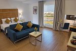 Golden Tulip Muscat