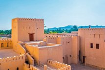 Das Königreich Oman zu Fuß entdecken - Festung Nizwa