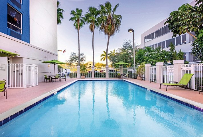 Springhill Suites Miami Airport South Blue Lagoon
