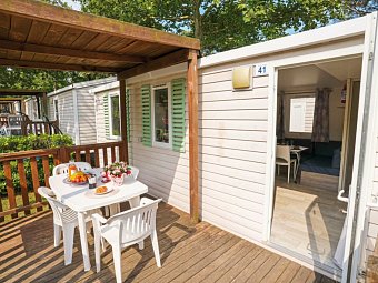 Camping Italia Lido (by Happy Camp) - Wohnbeispiel Happy Premium (Zimmercodierung CM1)
