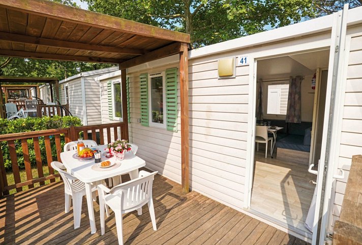 Camping Italia Lido (by Happy Camp) - Wohnbeispiel Happy Premium (Zimmercodierung CM1)