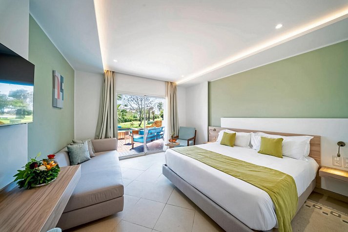 Sentido Marillia Resort & Spa - Wohnbeispiel Doppelzimmer Superior Jacuzzi (Zimmercodierung DS2)