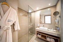 Sentido Marillia Resort & Spa - Wohnbeispiel Doppelzimmer Superior Jacuzzi (Zimmercodierung DS2)