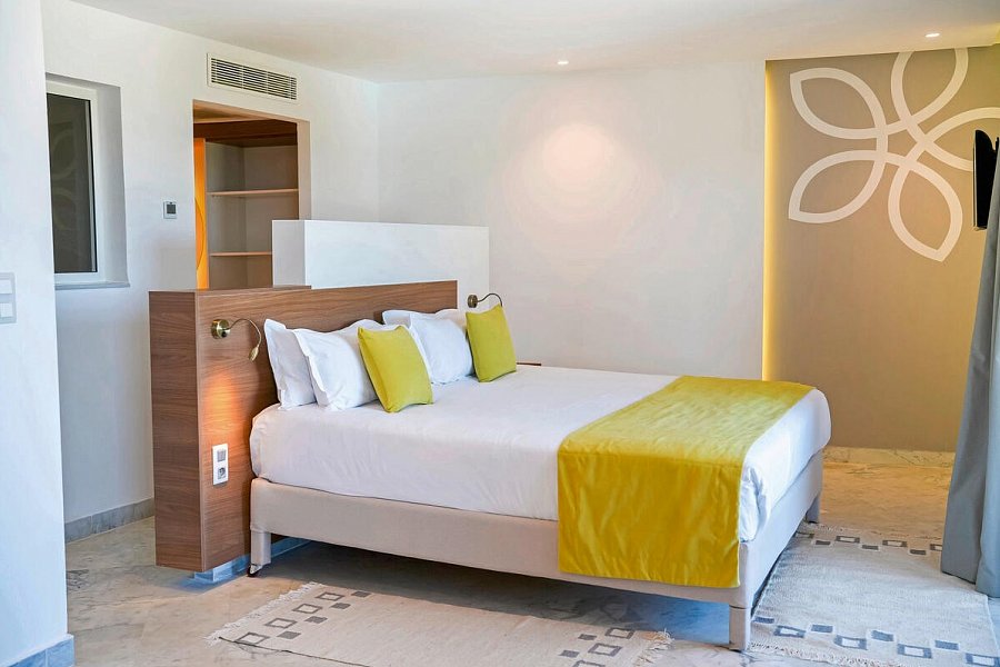 Sentido Marillia Resort & Spa - Wohnbeispiel JuniorSuite (Zimmercodierung J1M)