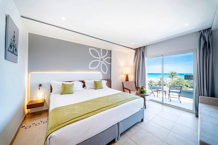 Sentido Marillia Resort & Spa - Wohnbeispiel Doppelzimmer Meerblick (Zimmercodierungen DBM & DCM)