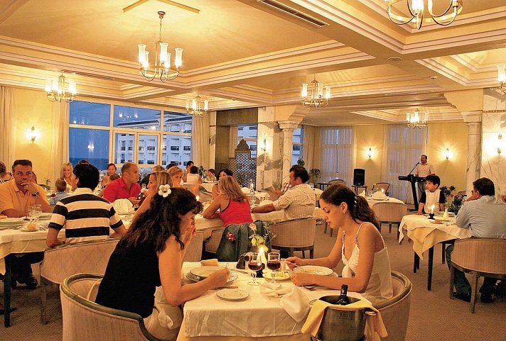 El Mouradi Palm Marina