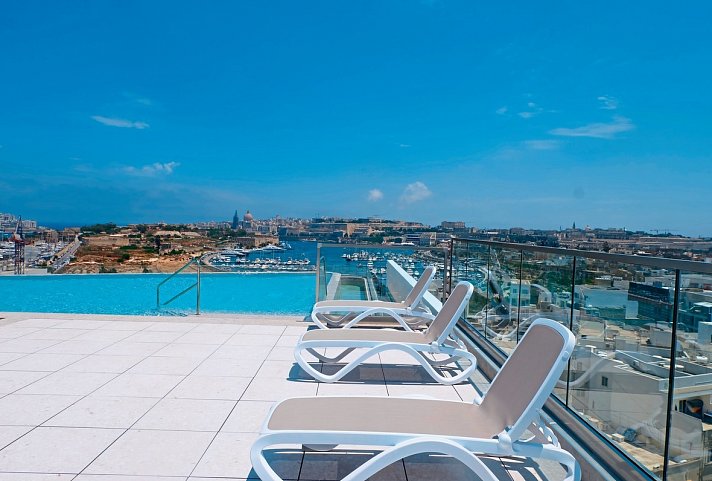 Grands Suites Hotel Residences & Spa