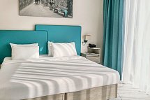 Riviera Spa Resort - Wohnbeispiel Doppelzimmer Poolblick (Zimmercodierung DBP)