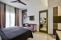 Valentina Hotel