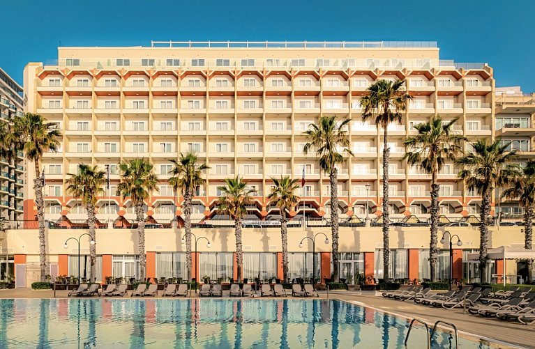Qawra Palace Resort & Spa