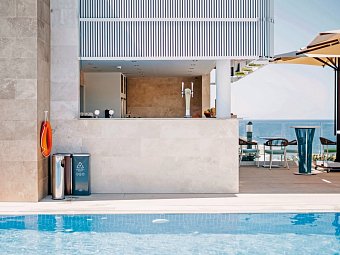 Reef Hotel & Spa