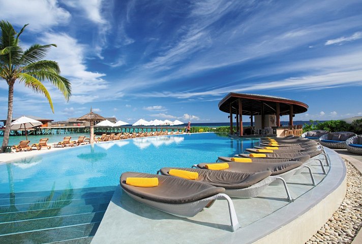 Centara Ras Fushi Resort & Spa Maldives