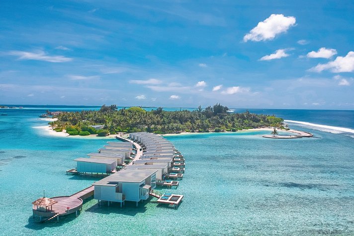 Holiday Inn Resort Kandooma Maldives