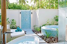 Kandima Maldives - Wohnbeispiel Beach Villa with Swirlpool (Zimmercodierungen VB1 & VB7)