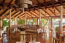 Royal Island Resort & Spa