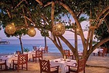 Royal Island Resort & Spa