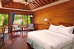 Royal Island Resort & Spa