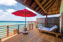 Reethi Faru Resort - Beispiel Terrasse Water Villa (Zimmercodierungen VX1, VX2, VX7 & VV1)