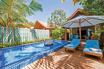 Reethi Faru Resort - Beispiel Terrasse Deluxe Beach Pool Villa (Zimmercodierungen VB2 & VB8)