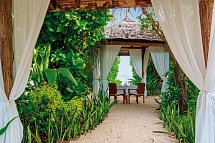 Reethi Faru Resort
