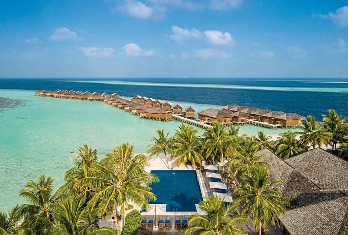 Vilamendhoo Island Resort & Spa