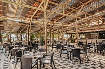 Crystals Beach Resort Belle Mare