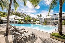Le Peninsula Bay Beach Resort & Spa