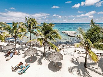 Le Peninsula Bay Beach Resort & Spa